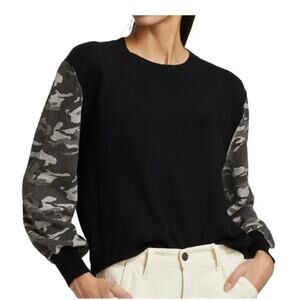 MONROW Camo Contrast-Sleeve Pullover Sweatshirt // XS